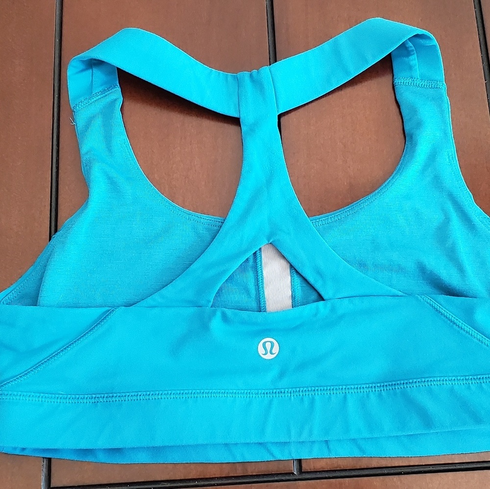Lululemon bra